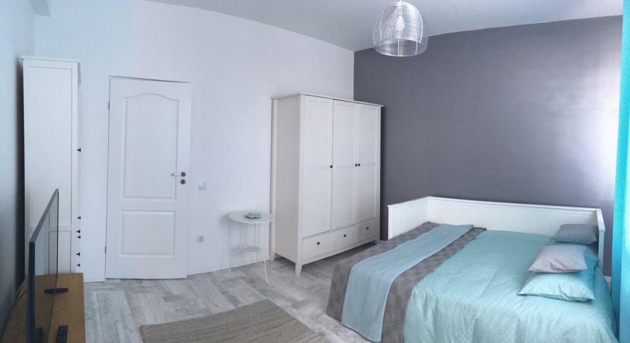 Kiki'S Studio Apartment Сибиу Екстериор снимка