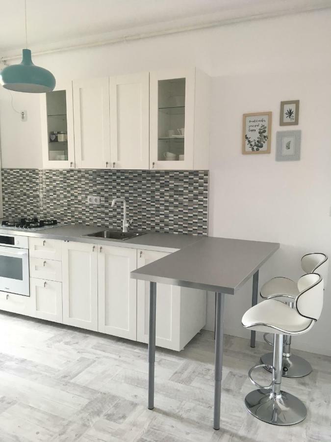 Kiki'S Studio Apartment Сибиу Екстериор снимка
