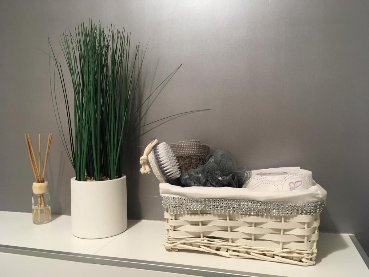 Kiki'S Studio Apartment Сибиу Екстериор снимка